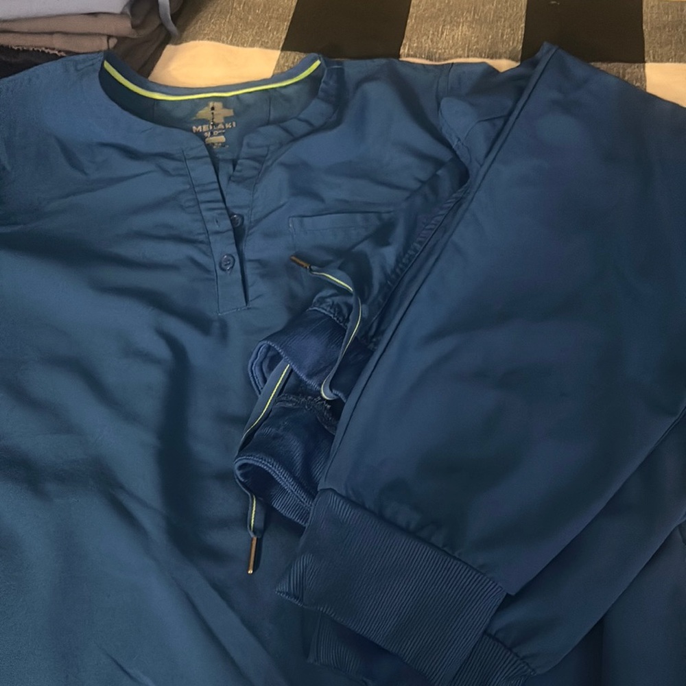 Meraki scrub set